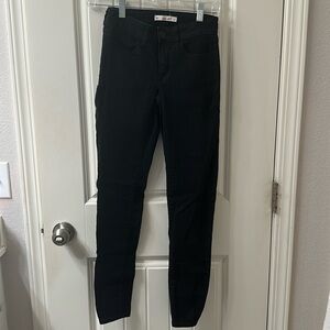 So Low Rise Ultimate Jegging, Black, Size 1/25W